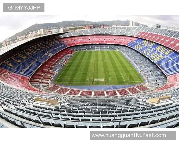 阿斯报导诺坎普球场第三层看台建设进展顺利预计下赛季完工